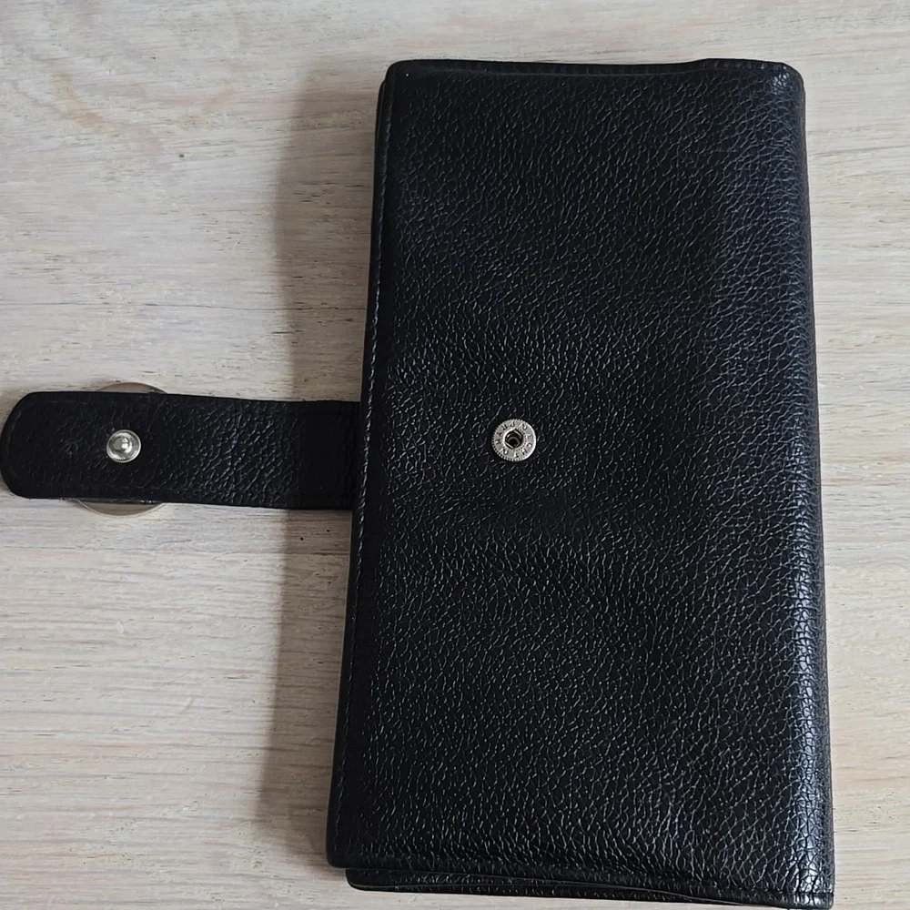 BVLGARI sophisticated black